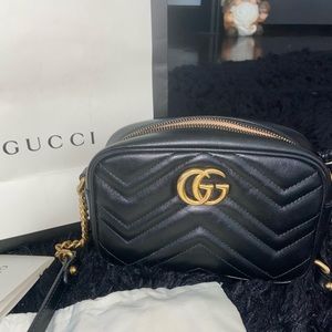 Black Gucci crossbody